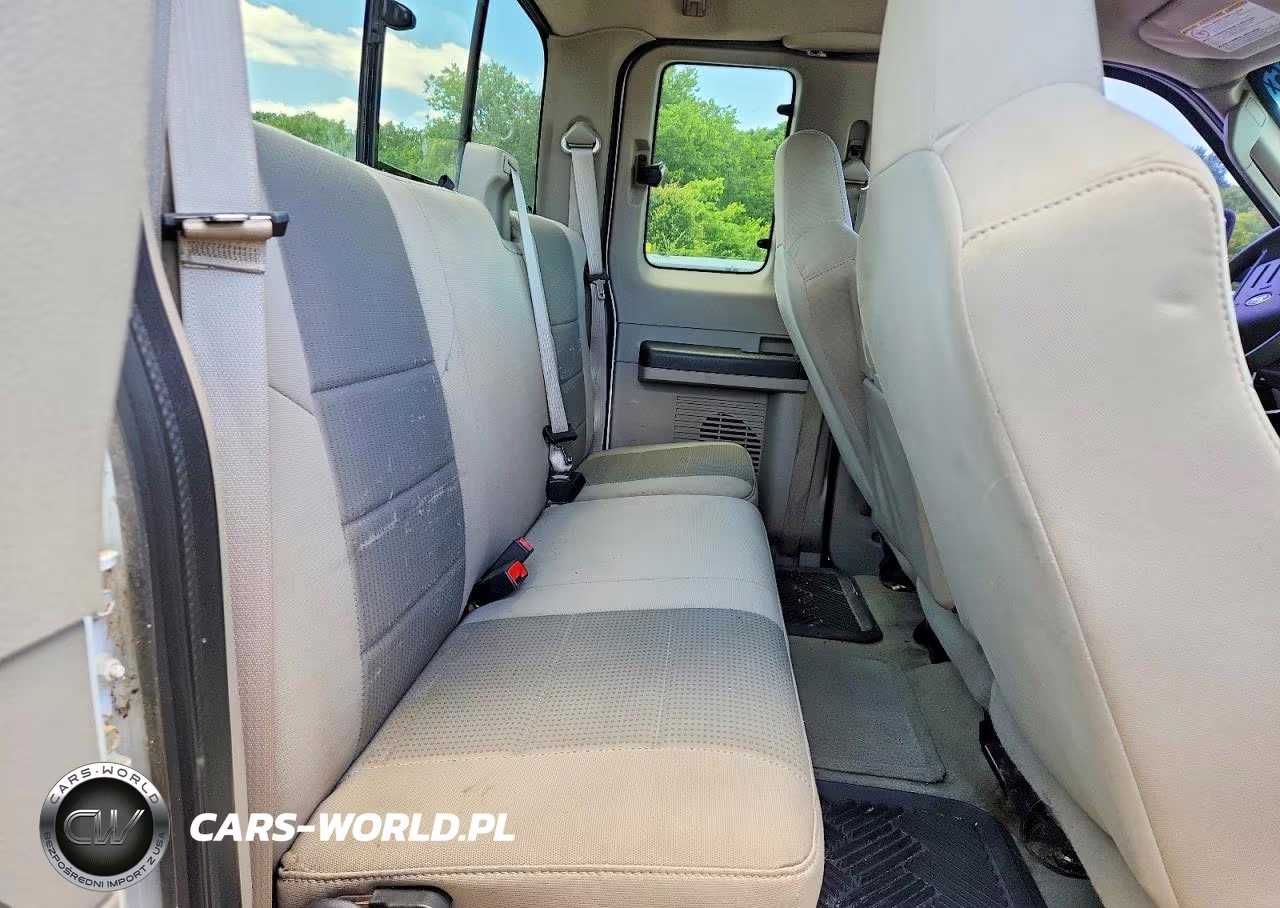 2008 Ford F250 Super Duty VIN:1FTSX21R68EA53250 - 10