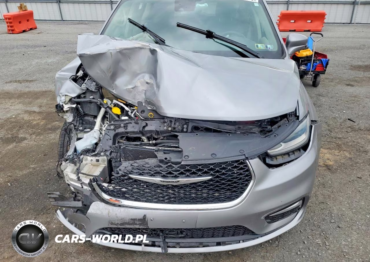 2021 Chrysler Pacifica Touring L VIN:2C4RC1BG1MR527829 - 12