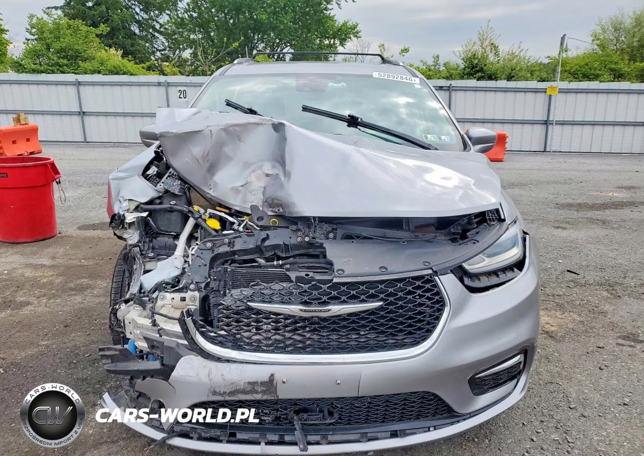 2021 Chrysler Pacifica Touring L VIN:2C4RC1BG1MR527829 - 5