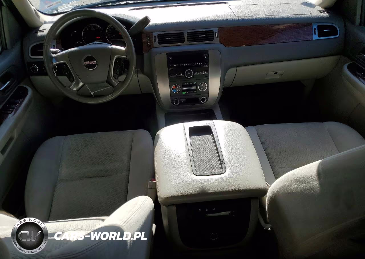2007 GMC Yukon VIN:1GKFK13017J372087 - 8