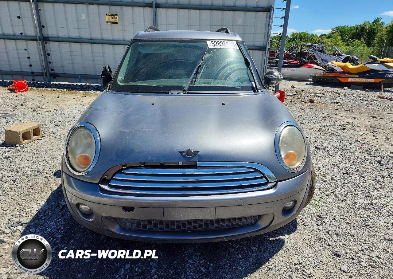 2010 Mini Cooper Clubman VIN:WMWML3C57ATX38960 - 5