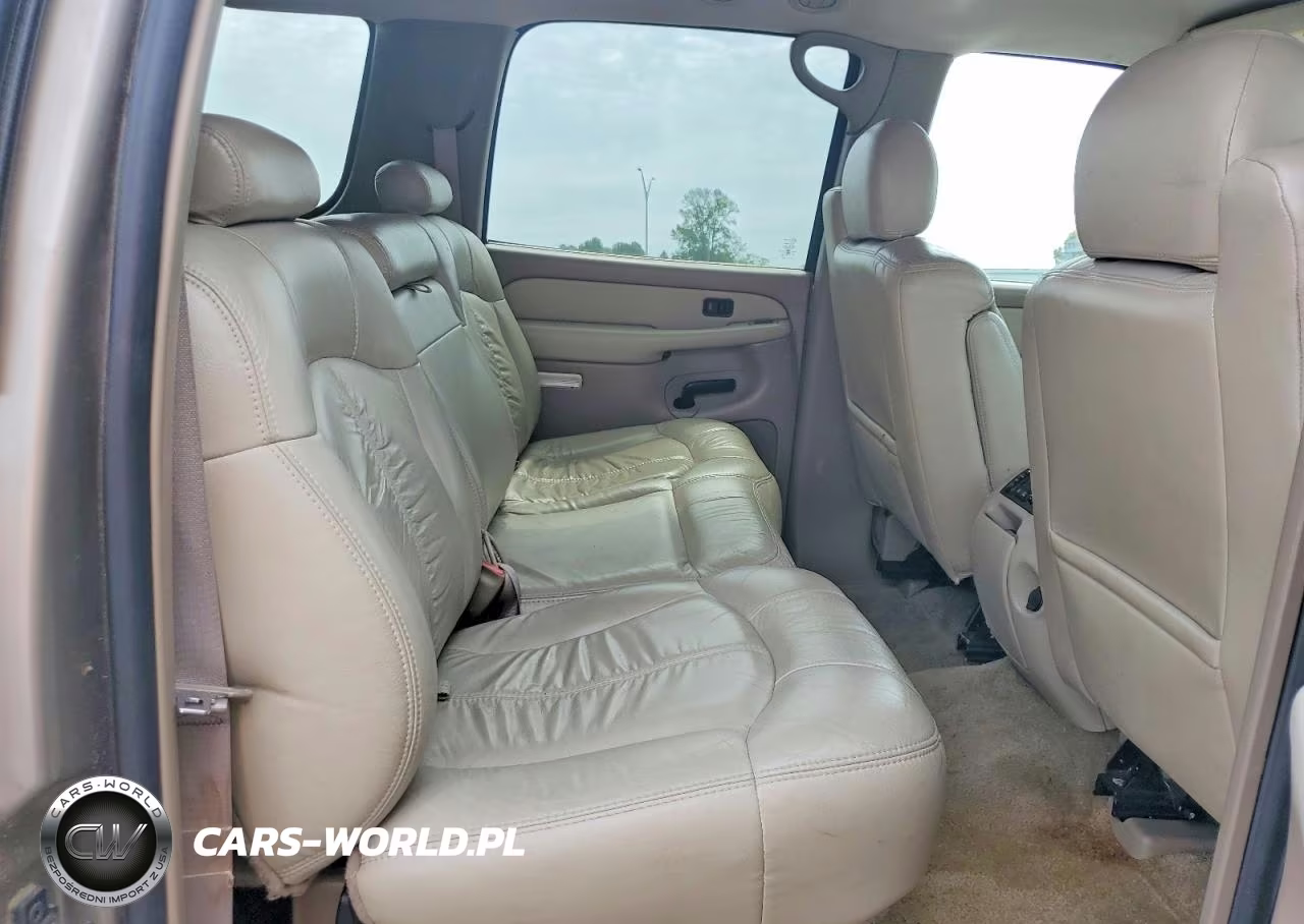 2002 Chevrolet Suburban C1500 VIN:1GNEC16Z72J328447 - 11