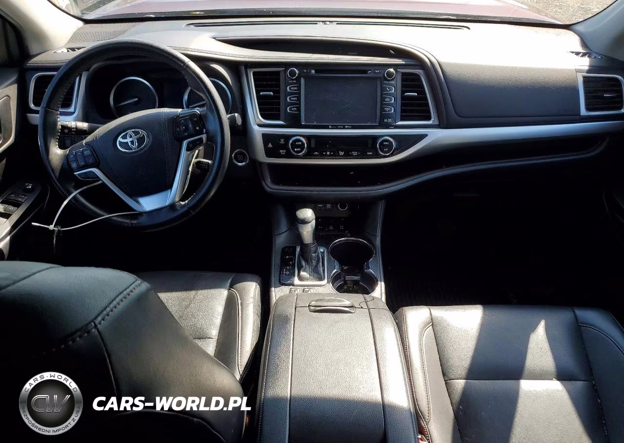 2019 Toyota Highlander Xle VIN:5TDJZRFH7KS721766 - 8