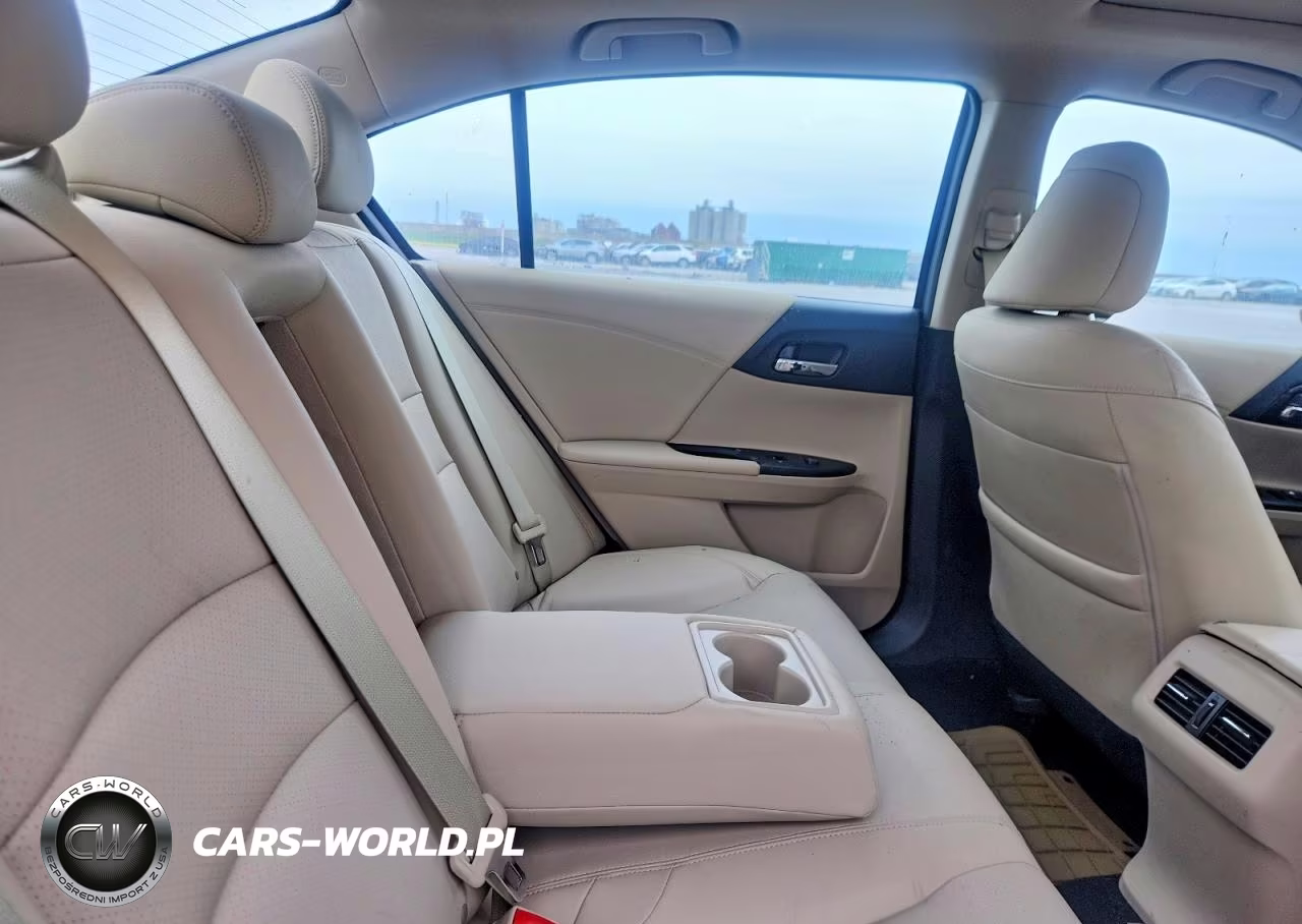 2017 Honda Accord Touring VIN:1HGCR3F96HA016253 - 10
