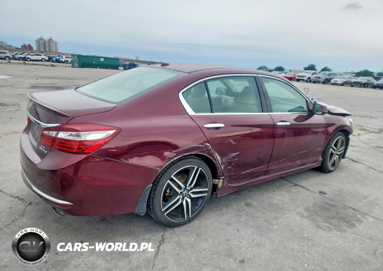 2017 Honda Accord Touring VIN:1HGCR3F96HA016253 - 3