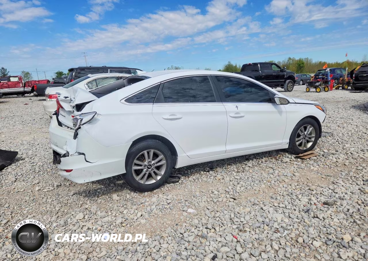 2016 Hyundai Sonata Se VIN:5NPE24AF3GH323563 - 3