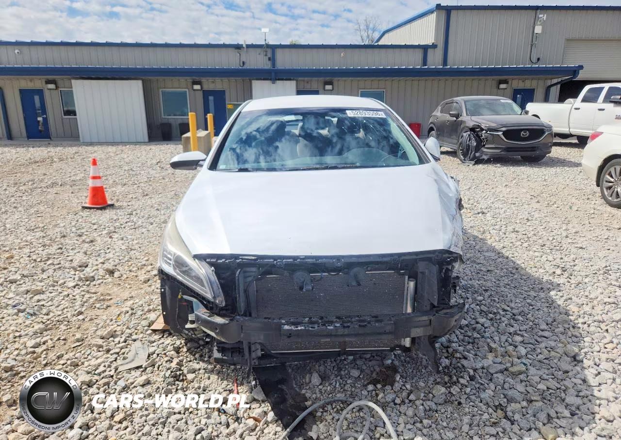 2016 Hyundai Sonata Se VIN:5NPE24AF3GH323563 - 5