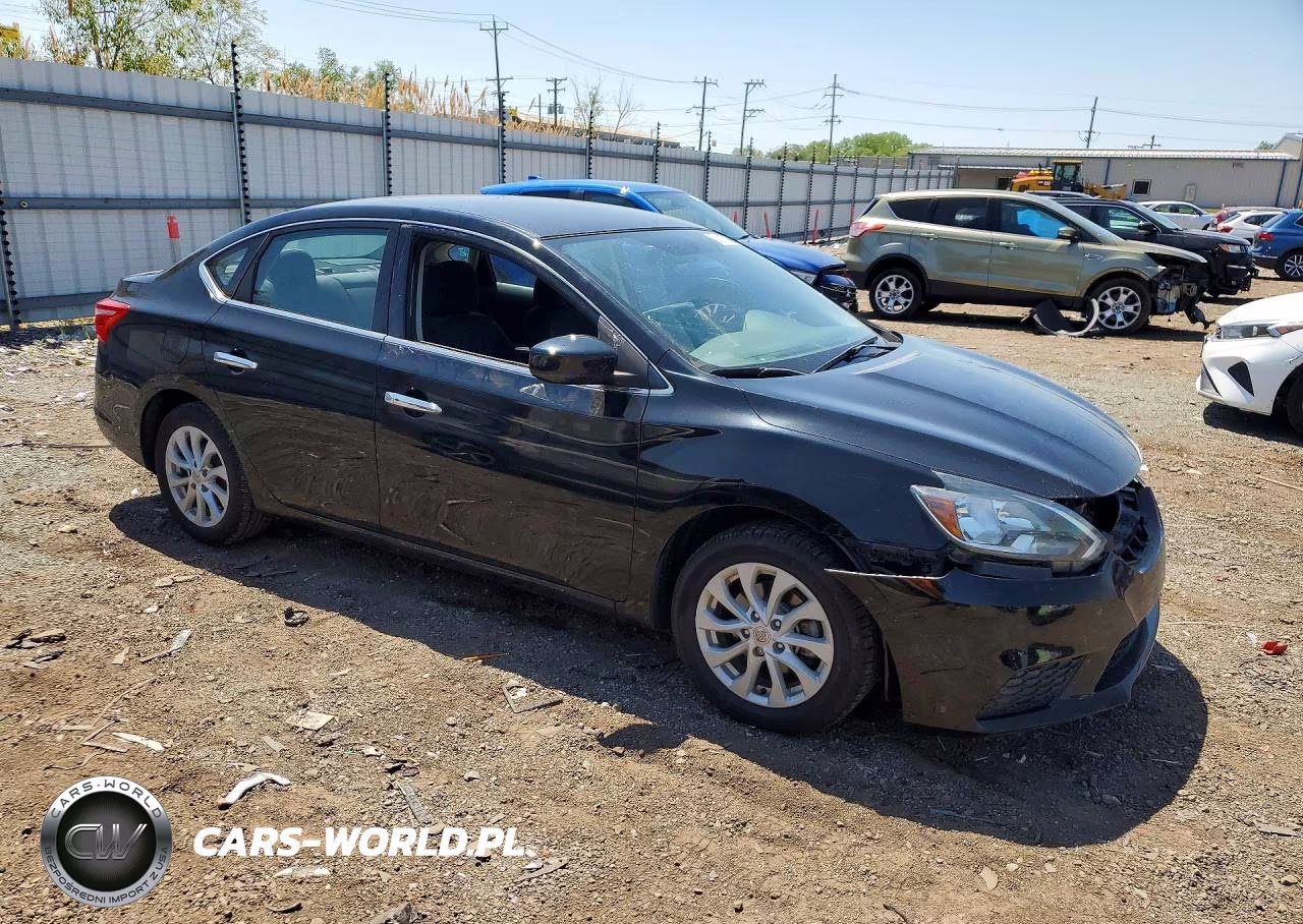 2018 Nissan Sentra VIN:3N1AB7AP0JY305124 - 4