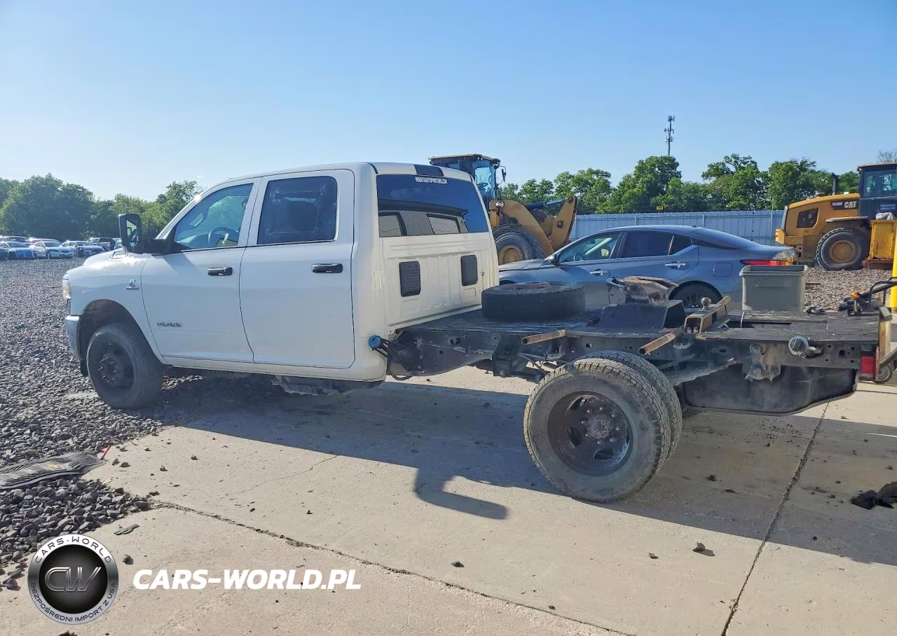 2021 Ram 3500 VIN:3C7WRTCL4MG578016 - 2