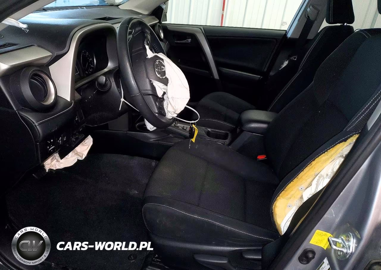 2017 Toyota Rav4 Xle VIN:2T3RFREV8HW646327 - 7