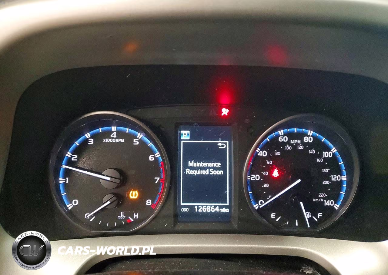 2017 Toyota Rav4 Xle VIN:2T3RFREV8HW646327 - 9