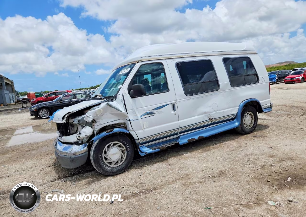 1999 Ford Econoline E150 Van