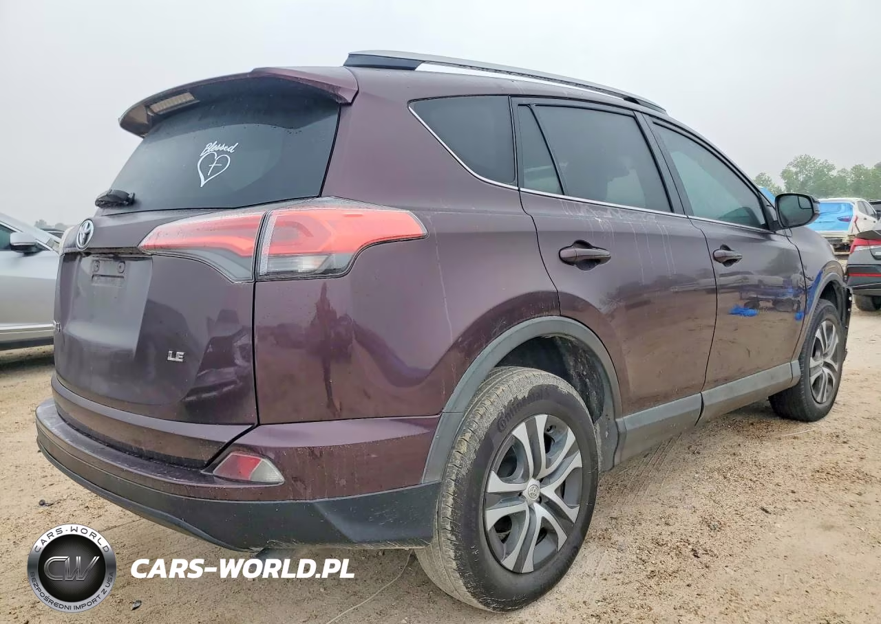 2018 Toyota Rav4 Le VIN:2T3ZFREV2JW464404 - 3