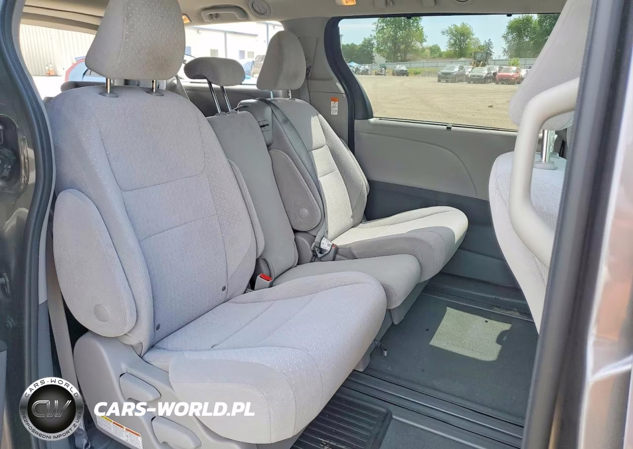 2020 Toyota Sienna VIN:5TDKZ3DC2LS055622 - 11