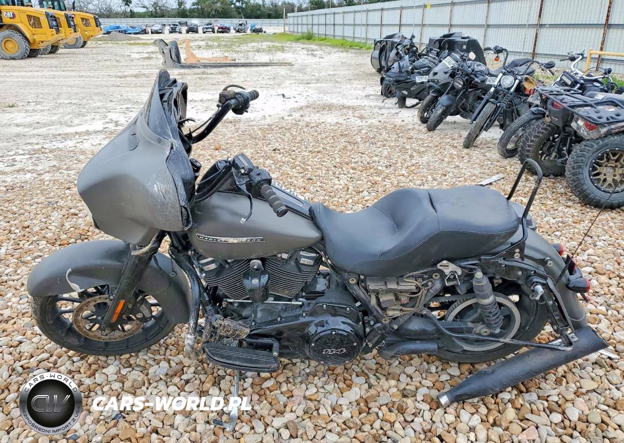 2019 Harley Davidson Flhxs VIN:1HD1KRP18KB604001 - 3
