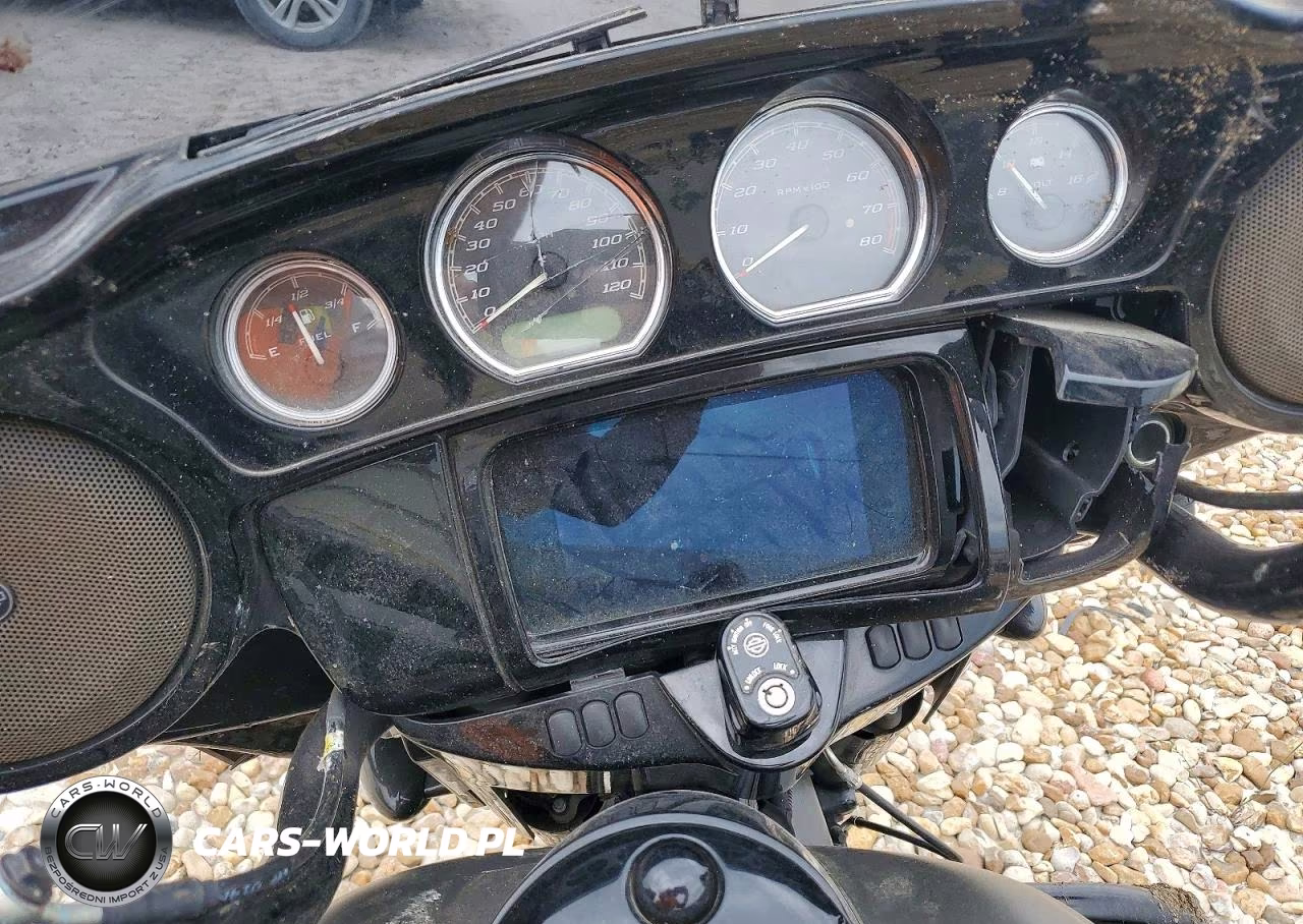 2019 Harley Davidson Flhxs VIN:1HD1KRP18KB604001 - 8
