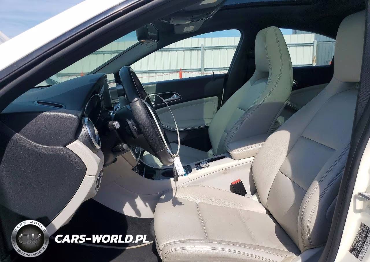 2018 Mercedes-Benz Cla 250 VIN:WDDSJ4EB9JN574985 - 7