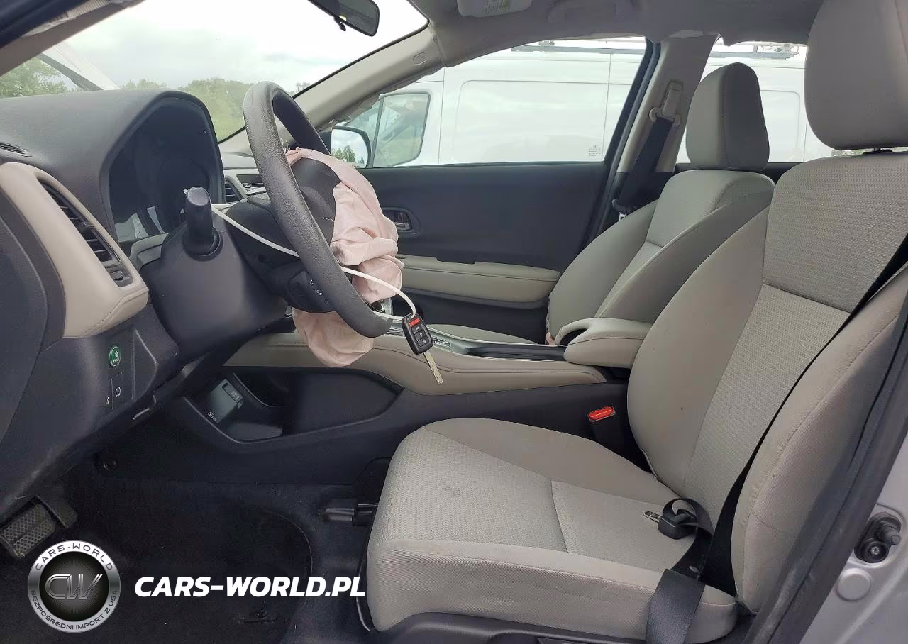 2021 Honda Hr-V Lx VIN:3CZRU6H3XMM755487 - 7