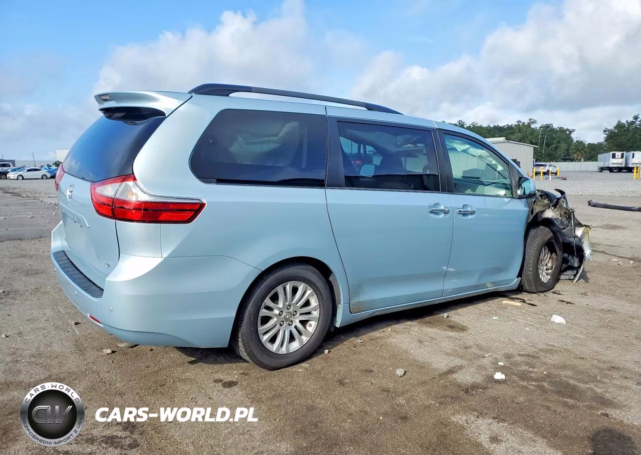 2015 Toyota Sienna Xle 8-Passenger VIN:5TDYK3DC4FS530027 - 3