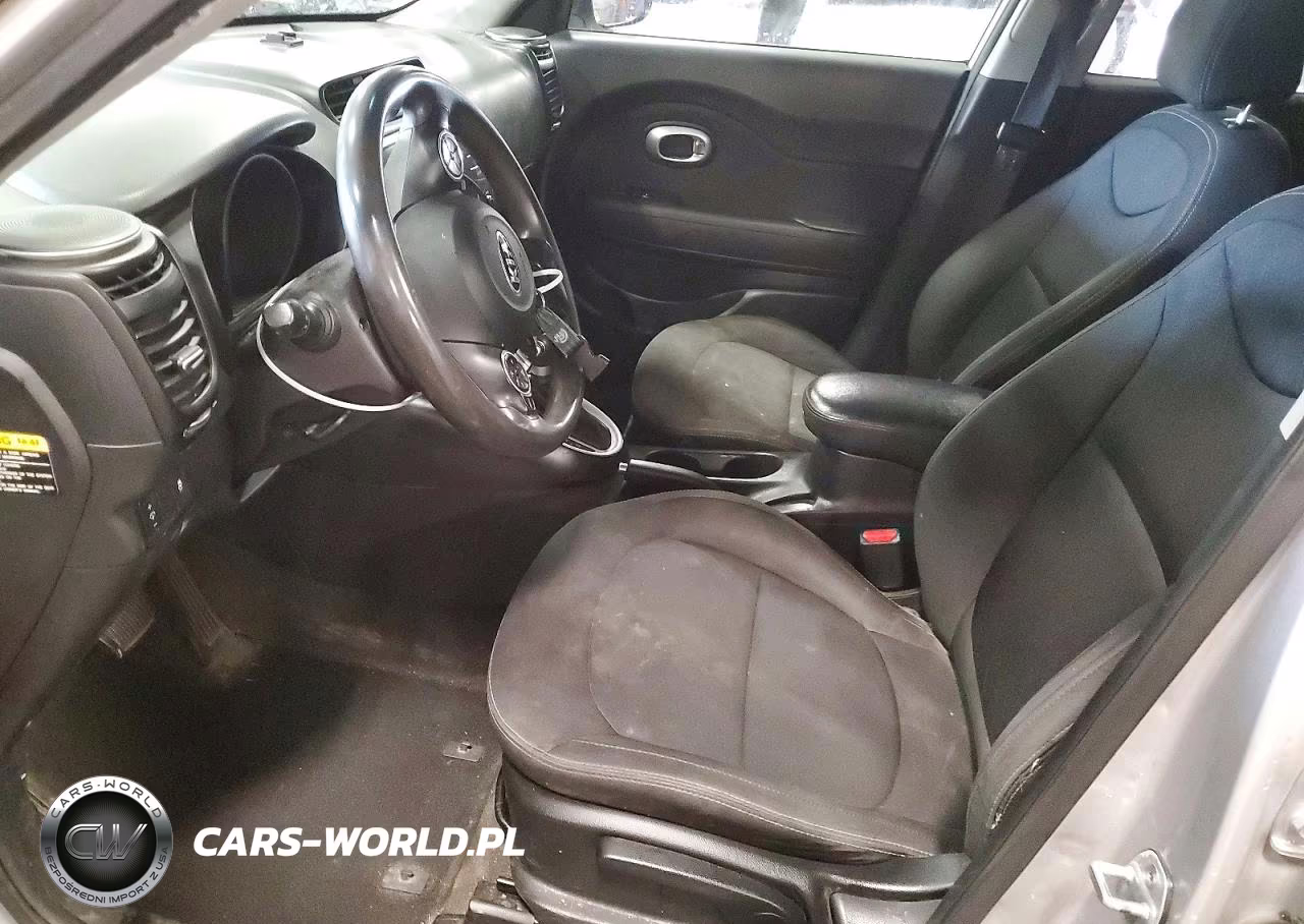 2019 Kia Soul Base VIN:KNDJN2A25K7688136 - 7