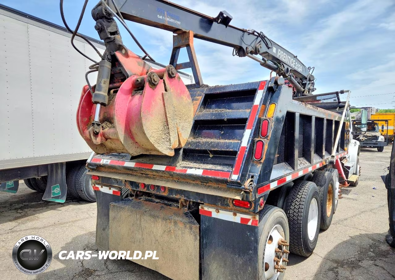 2012 Freightliner Business Class M2 Grapple Truck VIN:1FVHCYBSXCHBR9112 - 4