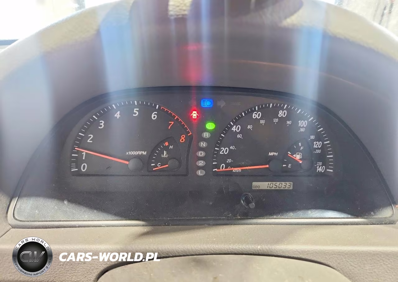 2002 Toyota Camry Le VIN:JTDBE32K820054305 - 9