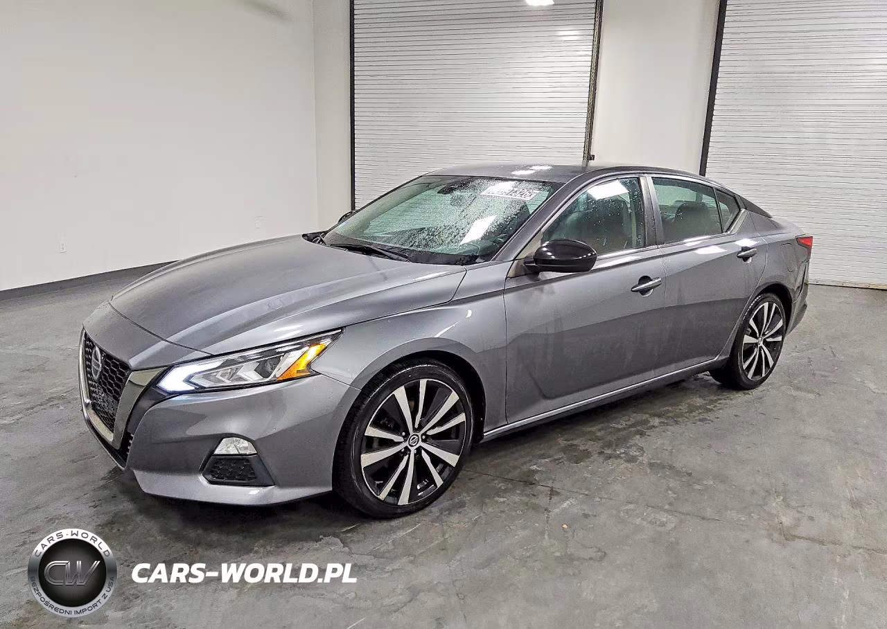 2021 Nissan Altima Sr