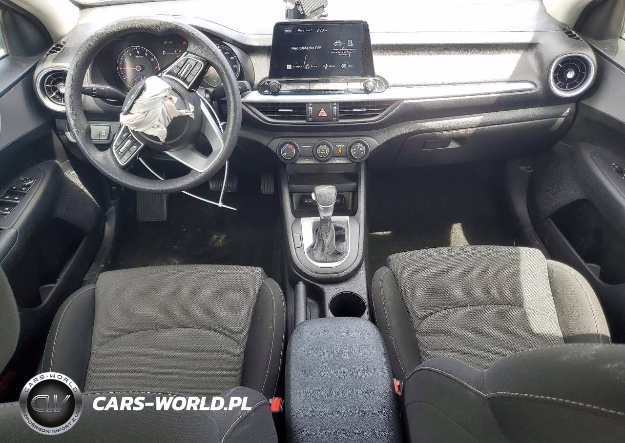 2023 Kia Forte Lxs VIN:3KPF24AD8PE623249 - 8