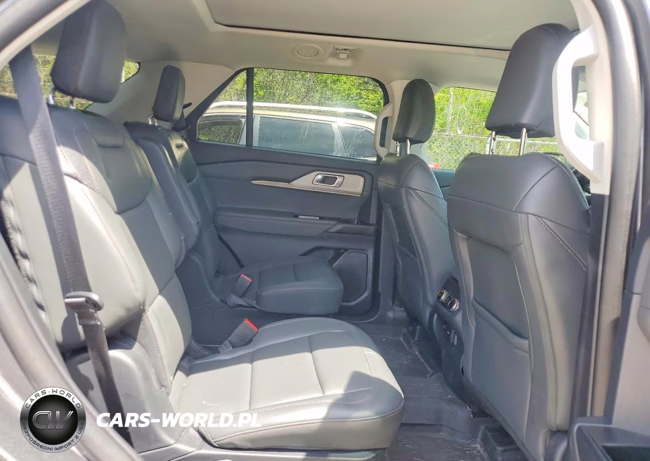 2025 Ford Explorer Active VIN:1FMUK8DH3SGA71483 - 11