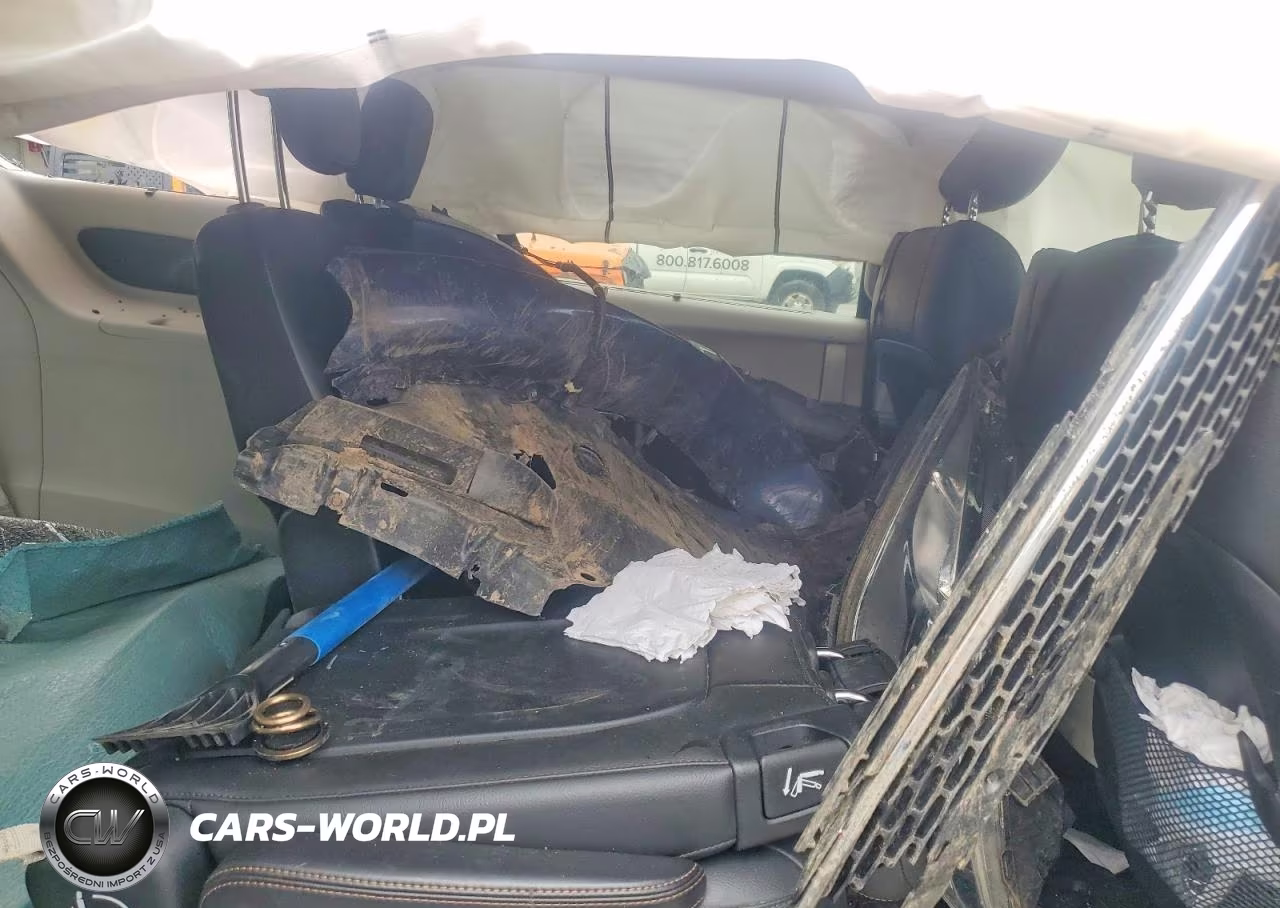 2019 Chrysler Pacifica Touring L VIN:2C4RC1BG1KR548869 - 11