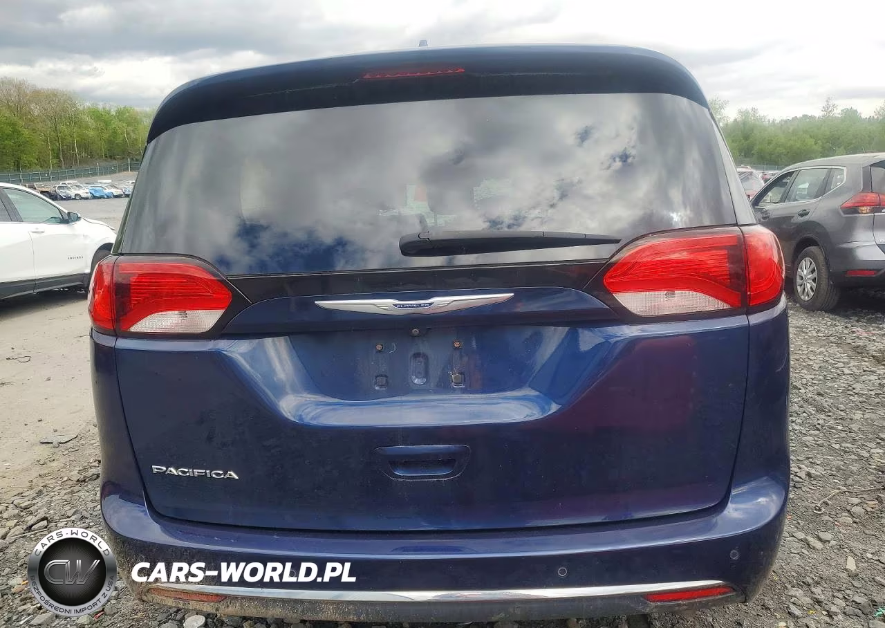 2019 Chrysler Pacifica Touring L VIN:2C4RC1BG1KR548869 - 6