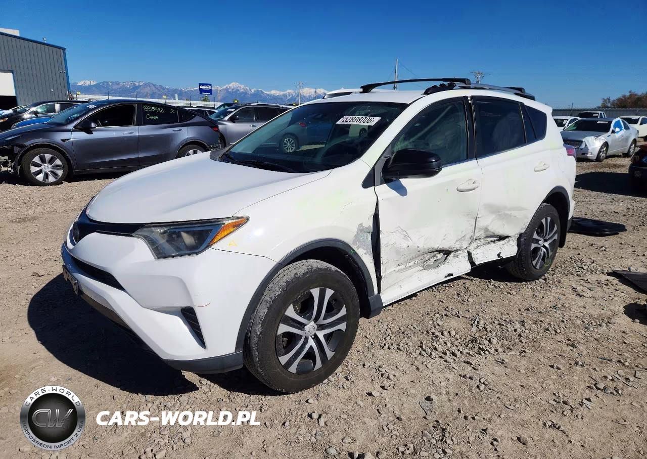 2018 Toyota Rav4 Le – zdjęcie 1 z 12
