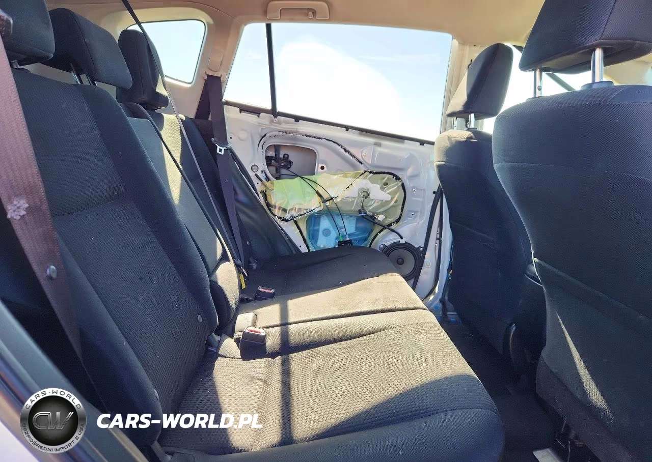 2018 Toyota Rav4 Le VIN:JTMZFREV5JJ160191 - 10