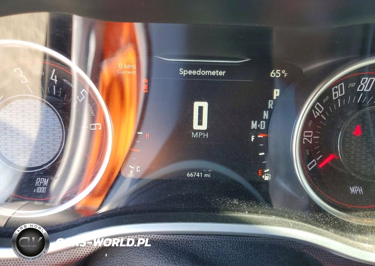2017 Dodge Challenger Gt VIN:2C3CDZGG1HH601681 - 9