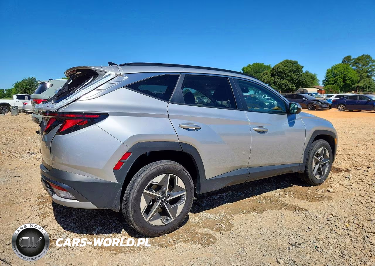 2025 Hyundai Tucson Sel VIN:5NMJBCDE6SH568438 - 3