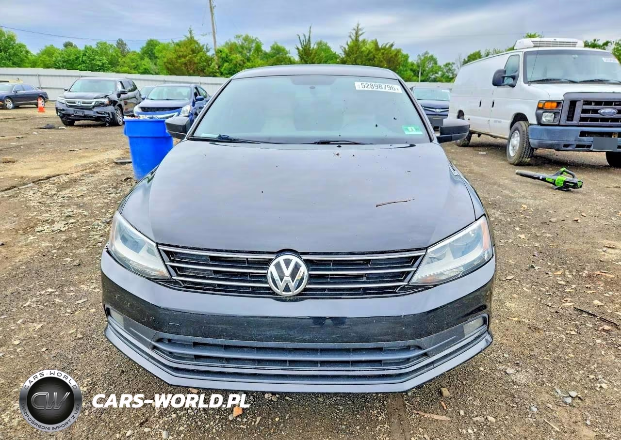 2016 Volkswagen Jetta Sport VIN:3VWD17AJ7GM237250 - 5