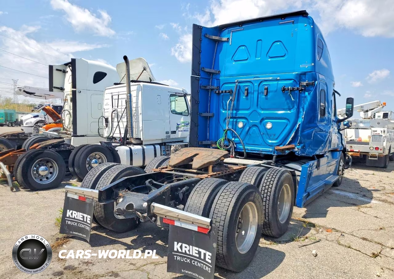 2020 Freightliner Cascadia 126 Semi Truck VIN:3AKJHHDR5LSLK0595 - 4