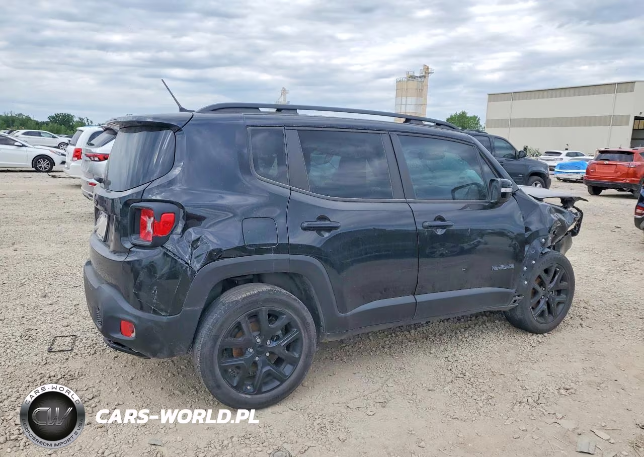 2017 Jeep Renegade Latitude VIN:ZACCJABB4HPG38188 - 3