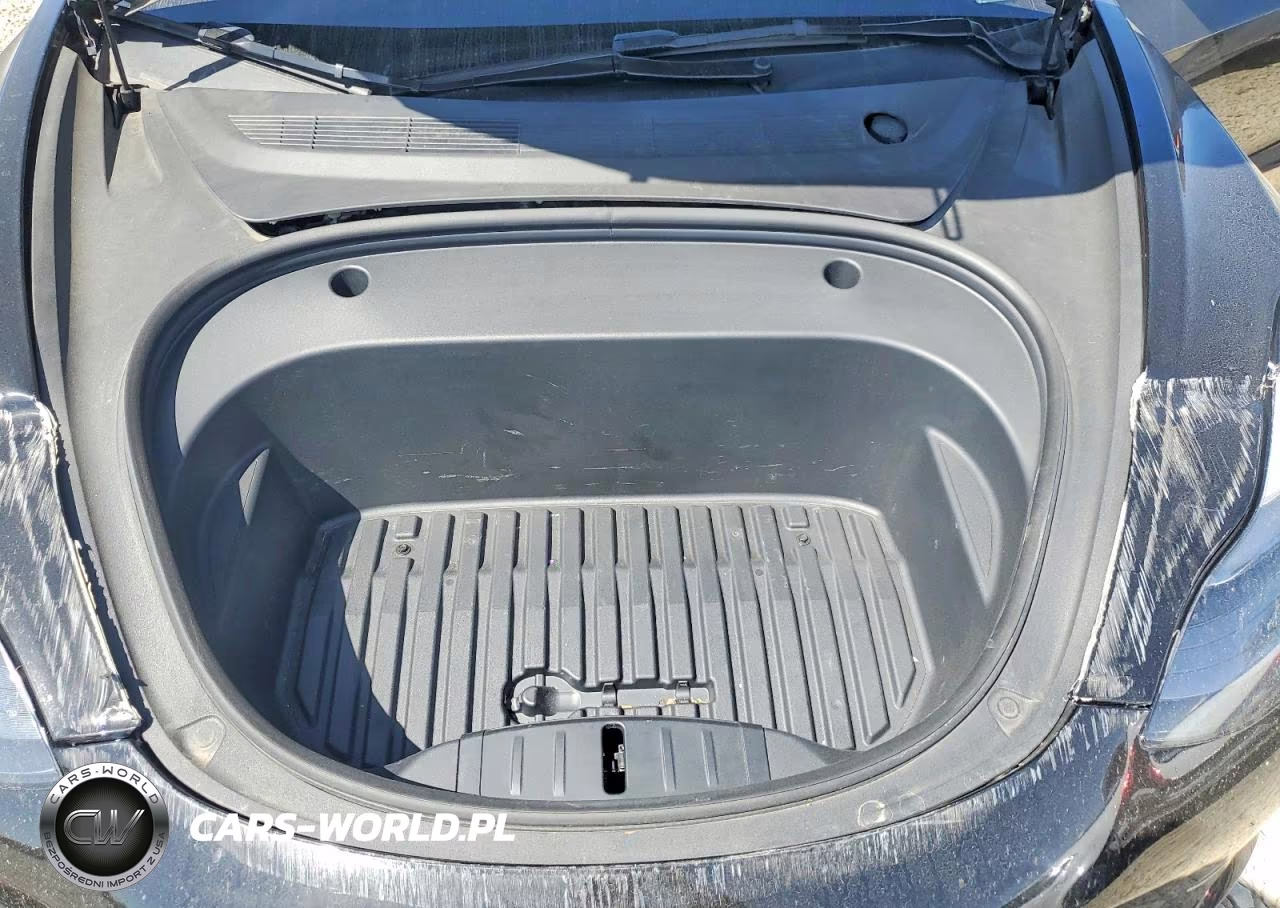 2023 Tesla Model 3 VIN:5YJ3E1EA7PF590263 - 11