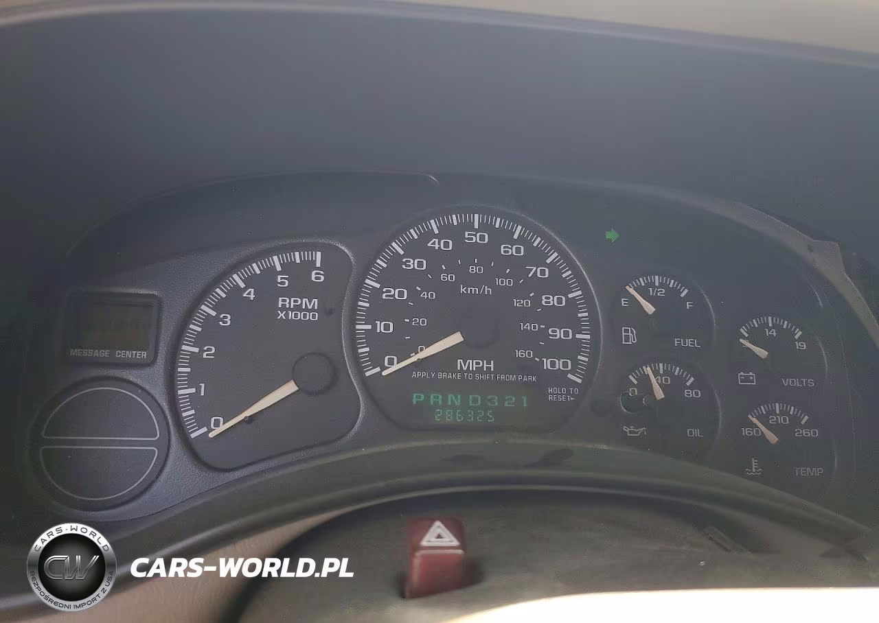 2002 Chevrolet Tahoe K1500 VIN:1GNEK13Z92R139260 - 9
