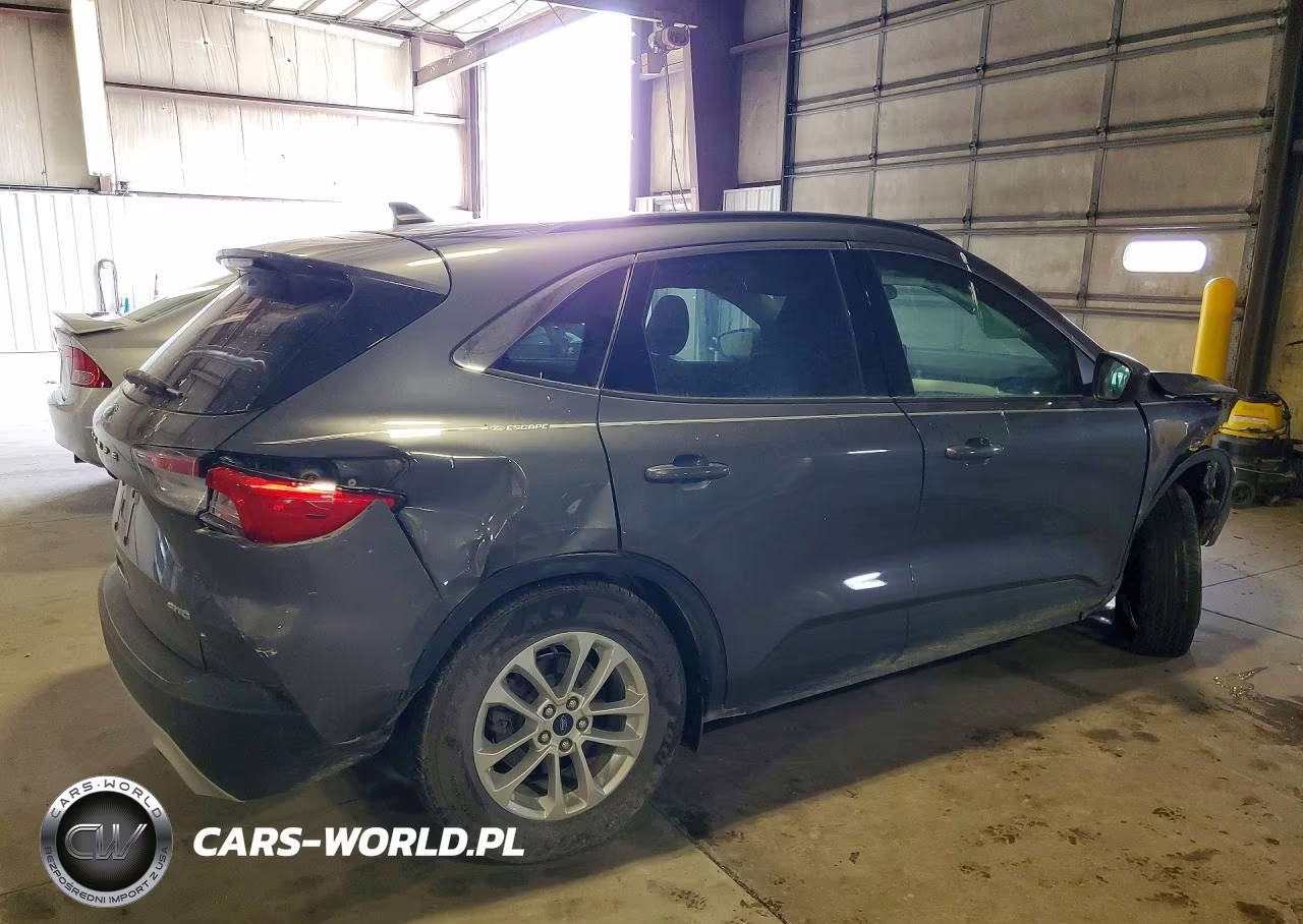2021 Ford Escape Se VIN:1FMCU9G64MUA86438 - 3