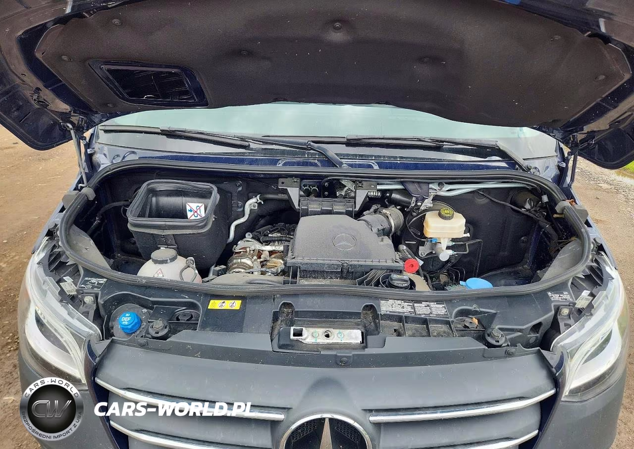 2024 Mercedes-Benz Sprinter 2500 VIN:W1W4NCVYXRT175990 - 11