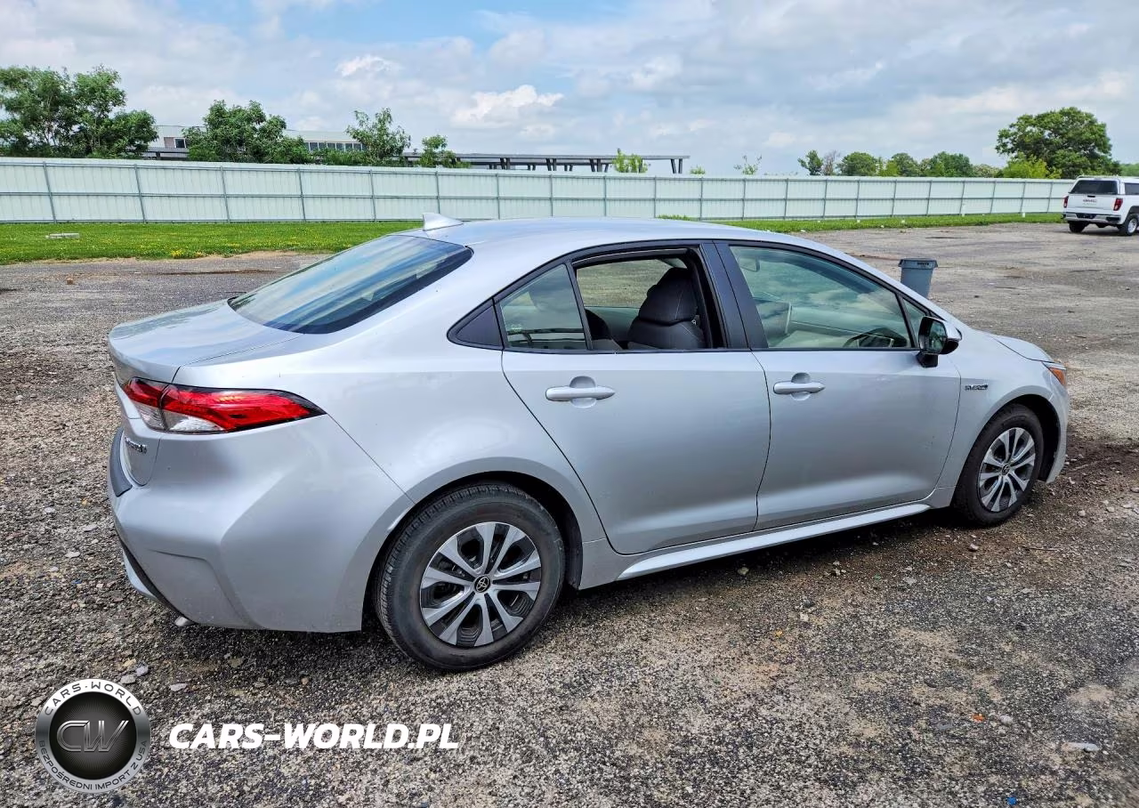 2021 Toyota Corolla Le VIN:JTDEAMDE2MJ013395 - 3
