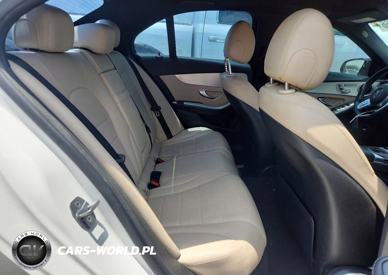 2019 Mercedes-Benz C 300 VIN:55SWF8DB2KU322130 - 10