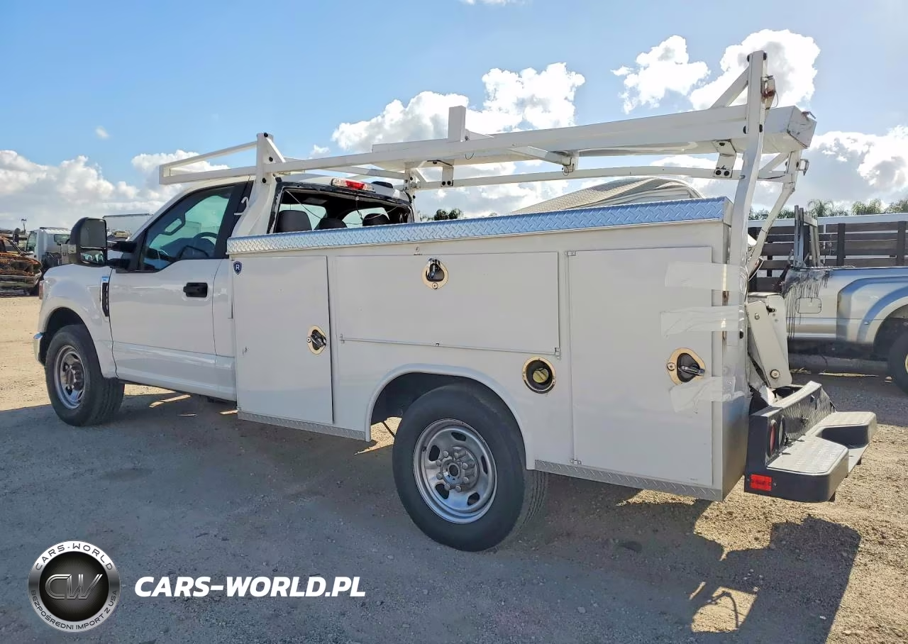 2022 Ford F350 Super Duty VIN:1FDRF3E6XNEC66944 - 2