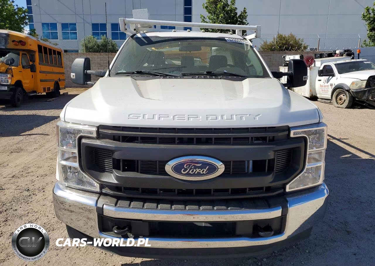 2022 Ford F350 Super Duty VIN:1FDRF3E6XNEC66944 - 5