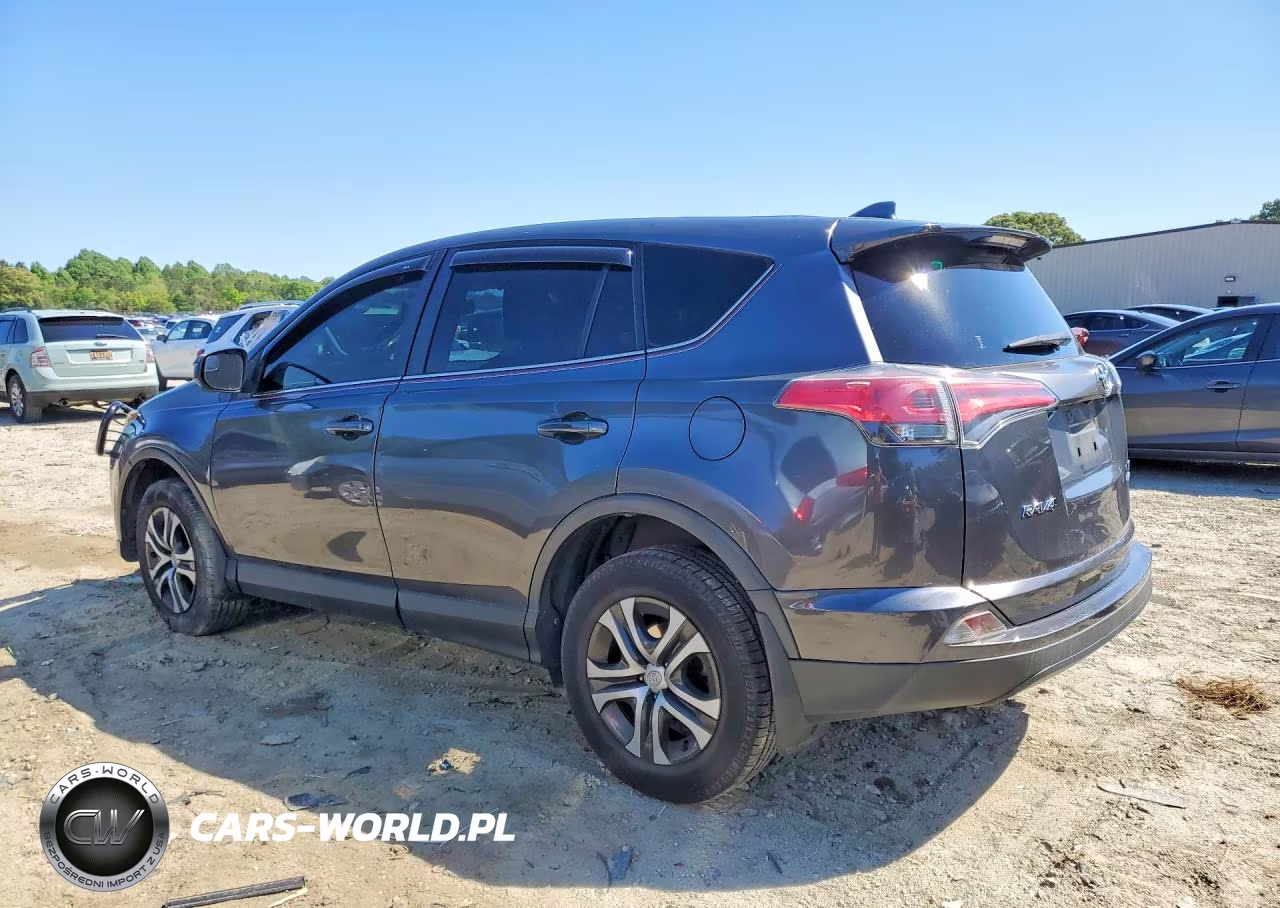 2018 Toyota Rav4 Le VIN:JTMBFREV6JJ215779 - 2
