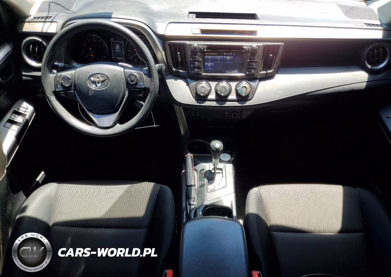 2018 Toyota Rav4 Le VIN:JTMBFREV6JJ215779 - 8