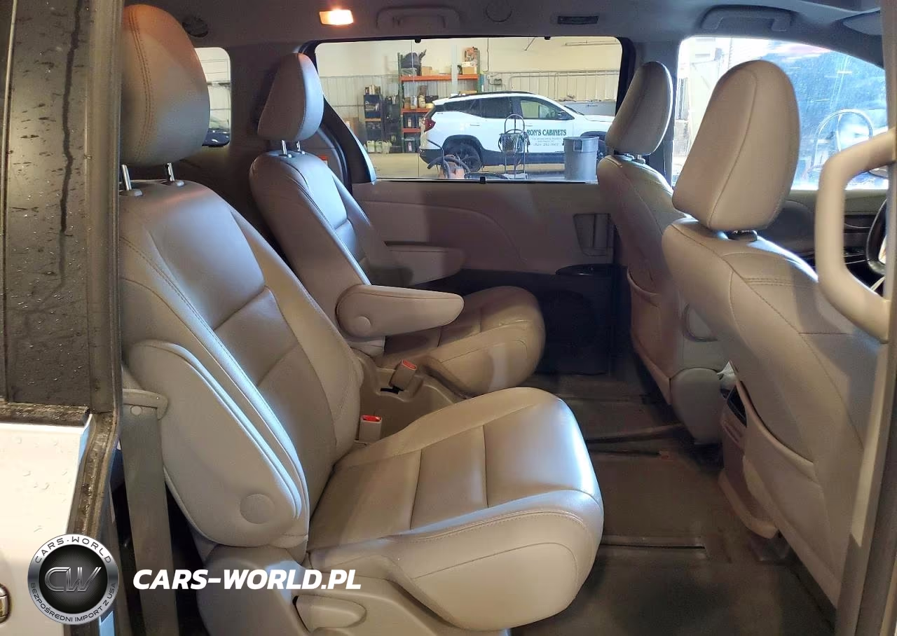 2015 Toyota Sienna Xle 7-Passenger VIN:5TDDK3DC0FS118931 - 11