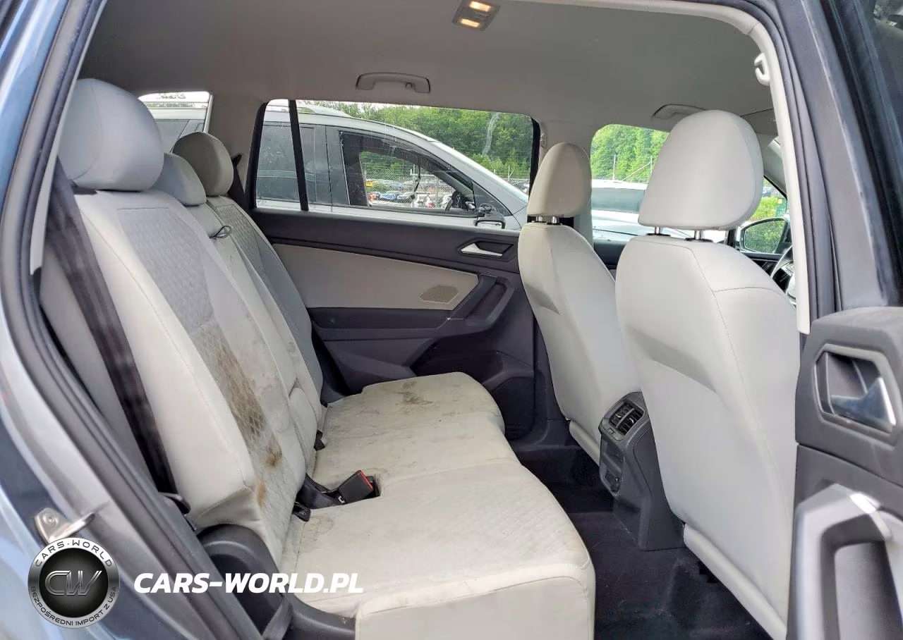 2020 Volkswagen Tiguan S VIN:3VV1B7AX9LM180794 - 10